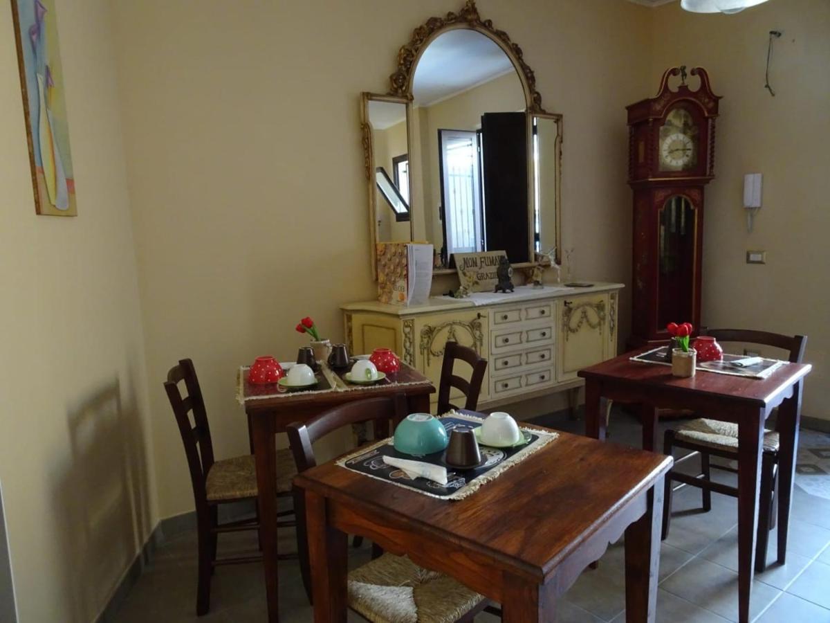 La Casa Di Benedetta Panzió Szirakúza Kültér fotó